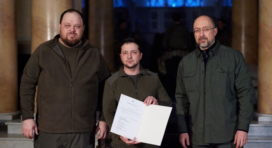 Зеленський затвердив чотири ключових закони для наближення до ЄС
