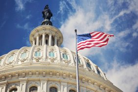 Спроби США конфіскувати активи Центробанку РФ відштовхнуть інші країни від долара, - Bloomberg