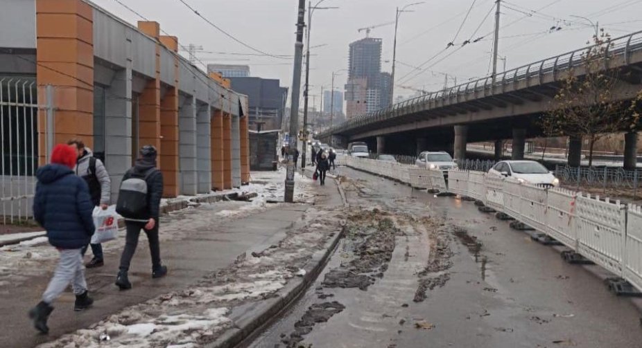 "Деміївська" під наглядом: КМДА розповіла про результати дослідження просадки ґрунту