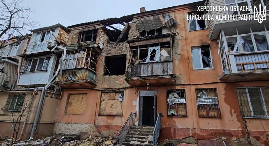 Attacks on Kherson: Russians attack an apartment building and a market