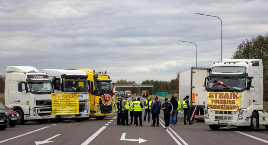 Протести на кордоні Польщі та України: Ситуація у заблокованих пунктах пропуску 
