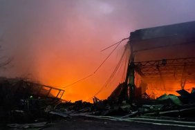 Ракетним обстрілом було знищено фабрику тактичного одягу M-TAC: її вироби носить Зеленський