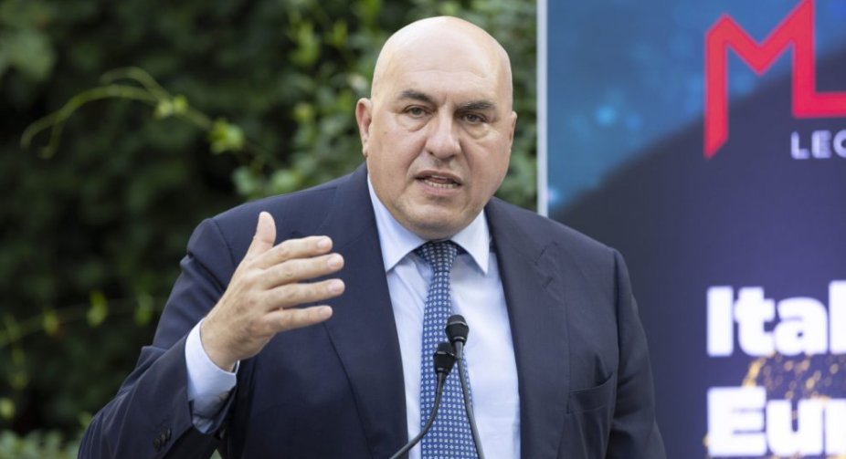 Міністр оборони Італії підкреслив важливість дипломатії та переговорів у відносинах з Україною