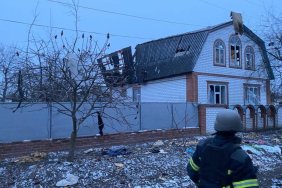 Російські війська вдарили по Новомосковську: вибухом перевернуло маршрутку, десятки поранених (ОНОВЛЕНО)
