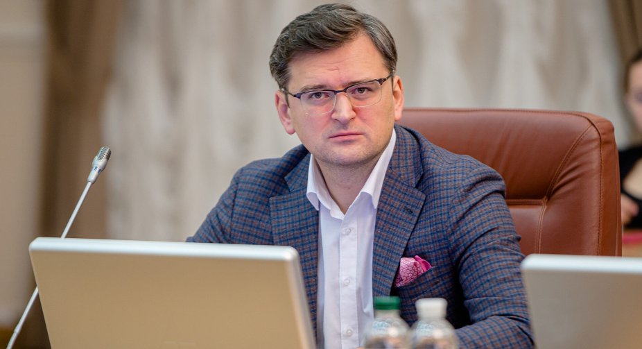 Kuleba: Ukraine will fight with shovels if weapons run out