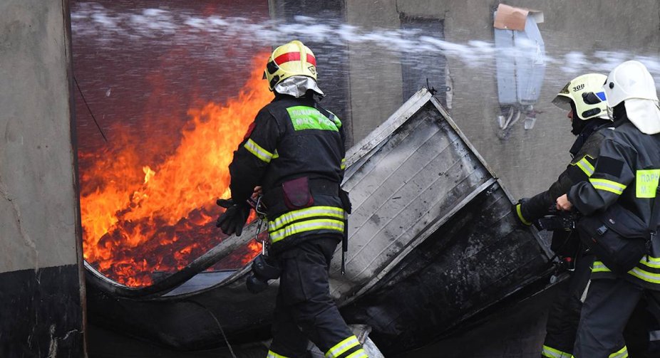 Drone attacked an oil depot in Bryansk region: a fire broke out