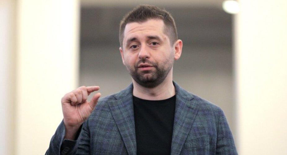 В Україні впровадять сертифікати для військовозобов'язаних: Арахамія розповів, на що це спрямовано