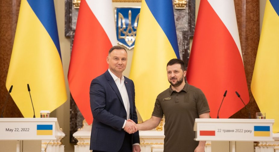 Зеленський у розмові з Дудою закликав Польщу приєднатися до гарантій безпеки України