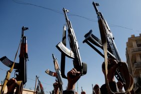 США атакують об'єкти хуситів: новий удар по протикорабельній ракеті в Аденській затоці