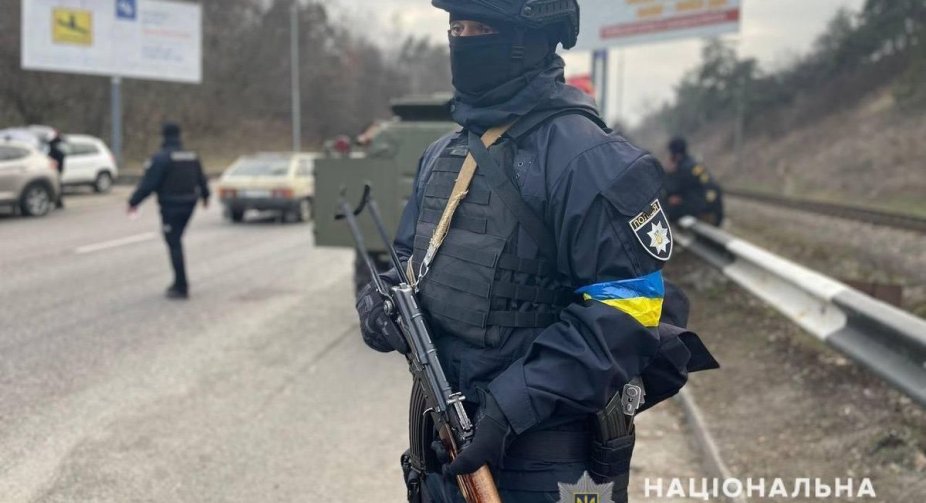 More than 900 policemen defected to the enemy, - head of the National Police