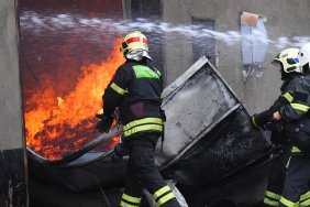 Drone attacked an oil depot in Bryansk region: a fire broke out