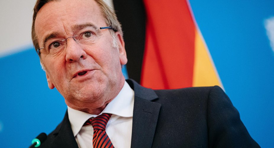 German Defense Minister made a number of statements: about Taurus, Kuleba and the situation at the front