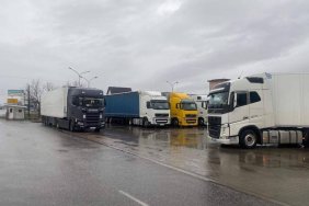 Румунські фермери зняли блокаду з одного пункту пропуску на кордоні з Україною