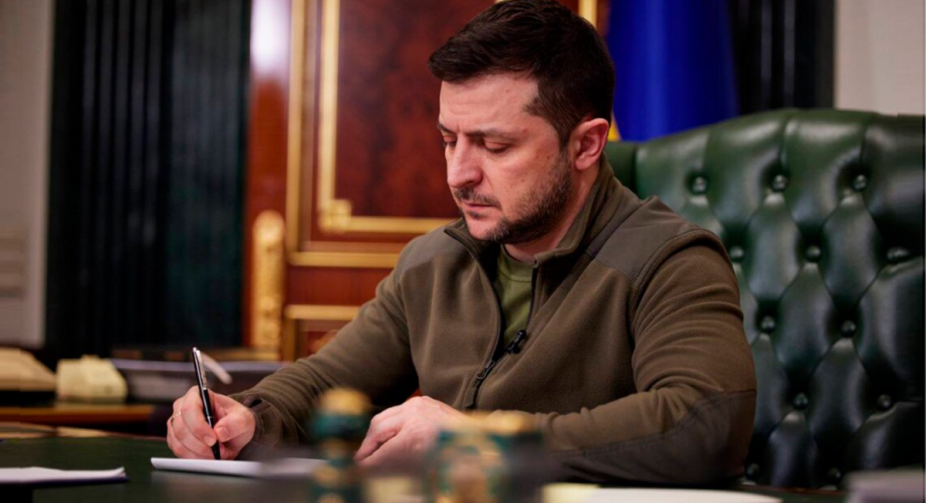 Зеленський утворив військову адміністрацію в місті-супутнику Рівненської АЕС