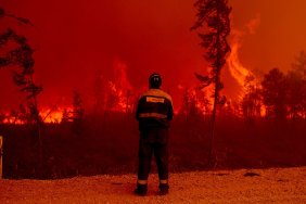 Велика пожежа в Пермському краї РФ після вибуху на газопроводі