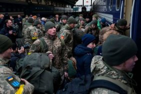 Закон про мобілізацію може призвести до масової еміграції українців, - експерти