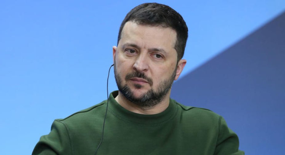 Зеленський на Ставці: Плани на 2024 рік охоплюють виробництво дронів та постачання снарядів