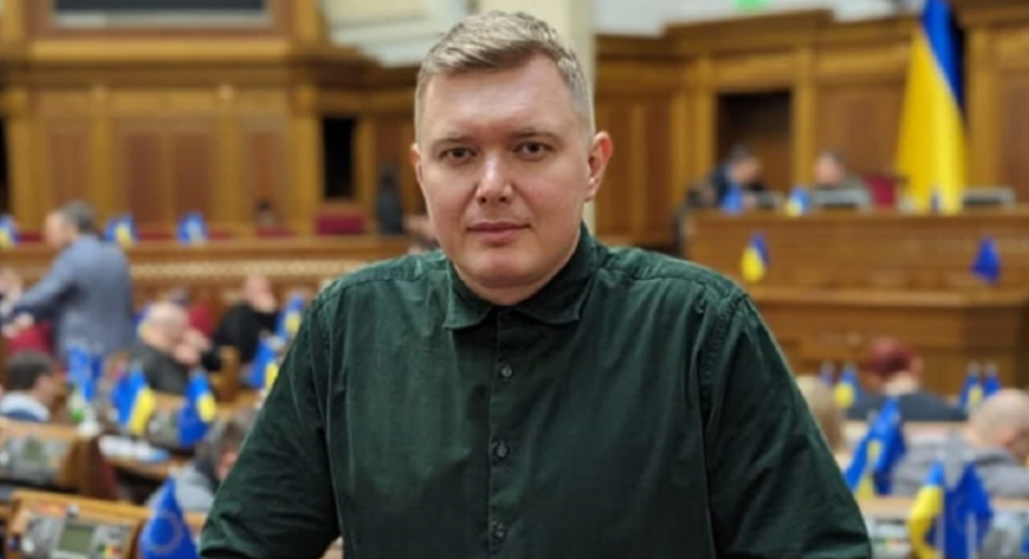 Нардеп Кривошеєв закликає небажаючих брати участь у війні шукати іншу країну