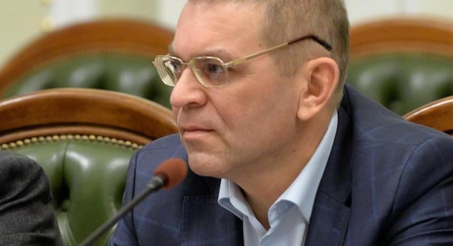 Підозра Сергію Пашинському в заволодінні нафтопродуктами на 1 млрд гривень