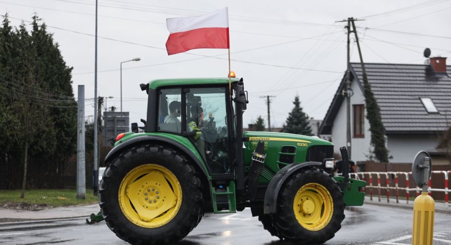 Large-scale farmers' protests have begun in Poland
