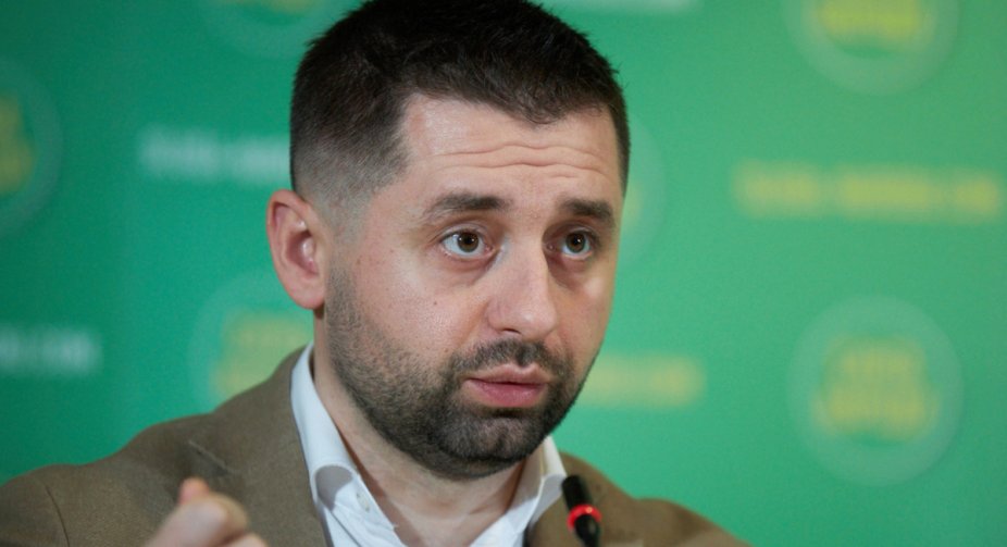Арахамія пообіцяв "врегулювати" в законопроєкті про мобілізацію питання про інвалідів усіх трьох груп