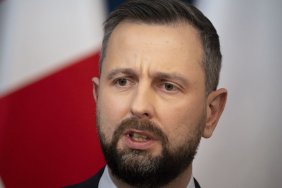 "Краще передати техніку": Польща відмовляється від відправлення військ в Україну