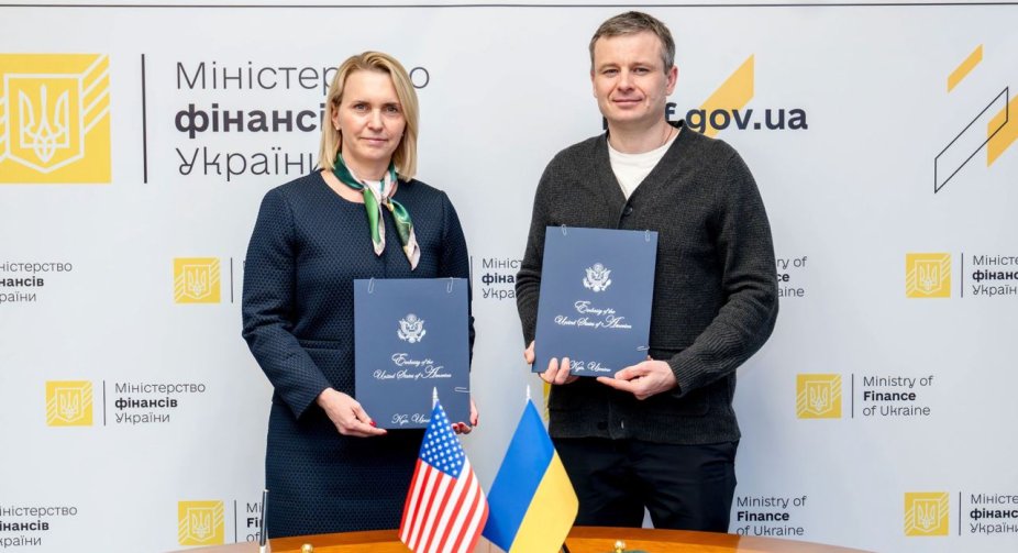 Україна і США підписали угоду про відтермінування виплат за державним боргом