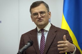 Кулеба звернув увагу Польщі на дестабілізуючий імпорт зерна з Росії до ЄС