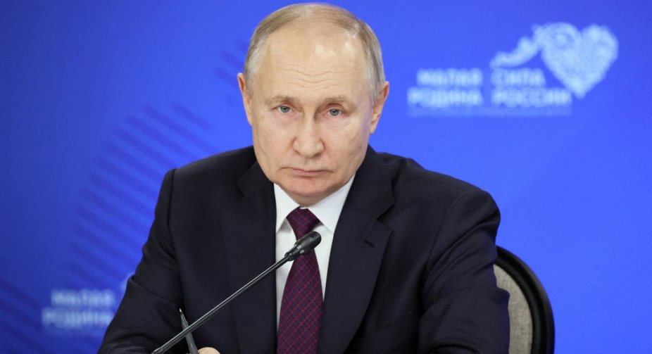 Putin says he's ready for talks, but taking into account "realities on the ground"