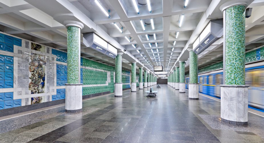 Metro in Kharkiv resumes work after massive attacks on power facilities
