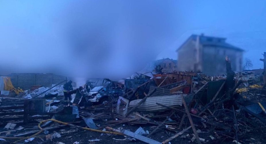 Наслідки обстрілу Київської області: пошкоджено півсотні будинків