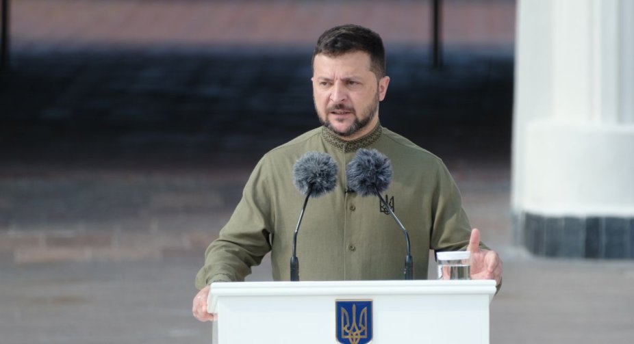 Зеленський: від початку березня Росія запустила по Україні 130 ракет та майже 900 КАБів