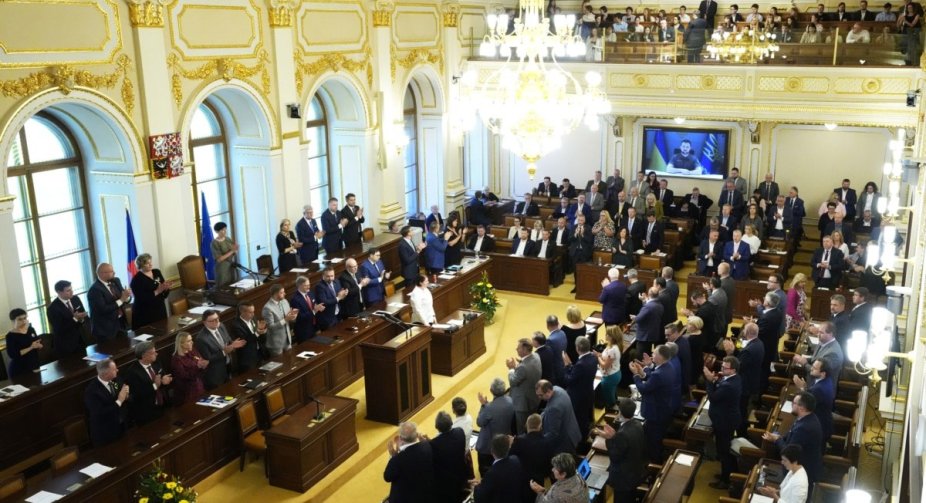 Чеський парламент назвав Росію найбільшою загрозою для Європи