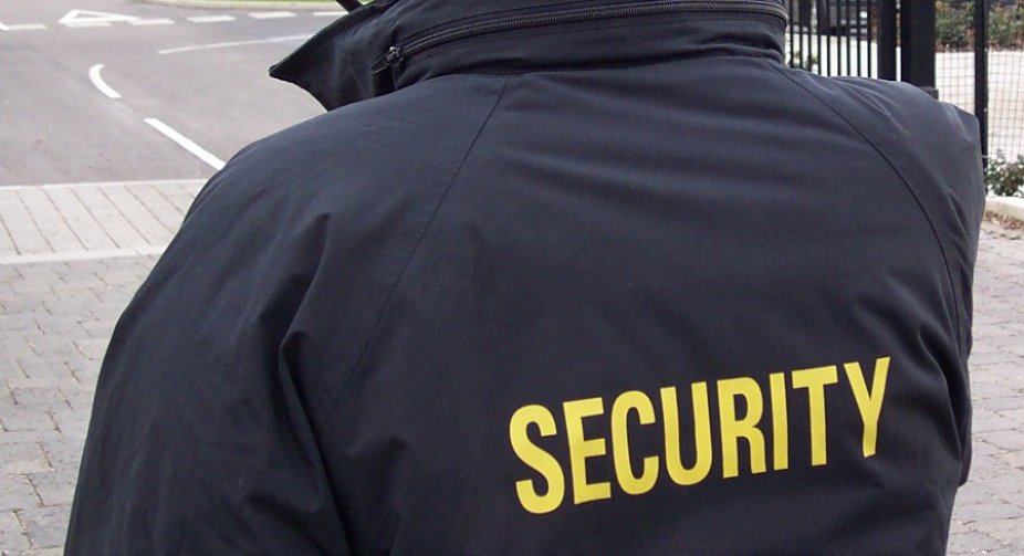 У Києві судили охоронця будинку, який попереджав про візити ТЦК — яке покарання отримав