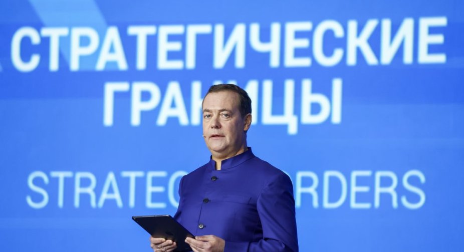 Russia expects new Ukrainian leaders to negotiate with - Medvedev