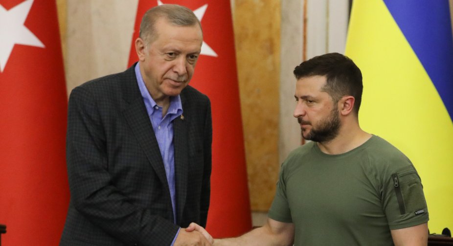 Zelensky to visit Turkey today to meet with Erdogan