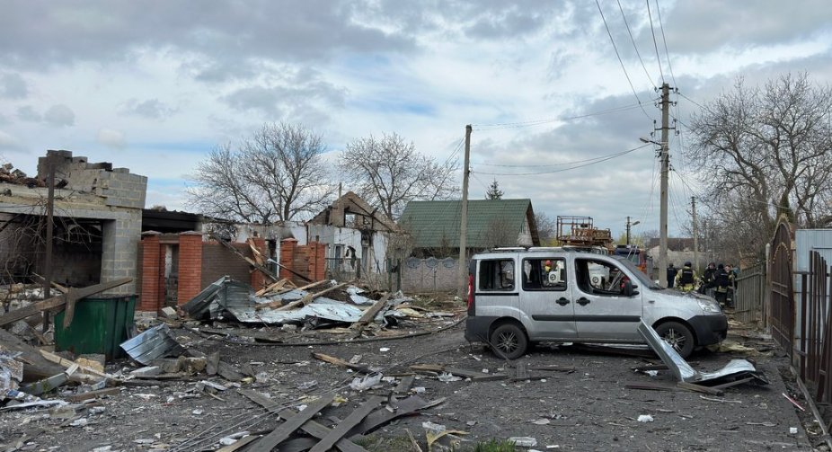 Russian artillery and missile strikes on Donetsk region: four people were killed