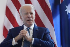 Байден підпише законопроєкт про допомогу Україні, запропонований Джонсоном