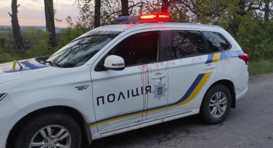 У Вінницькій області невідомі розстріляли поліцейських із авто: Оголошено план-перехоплення