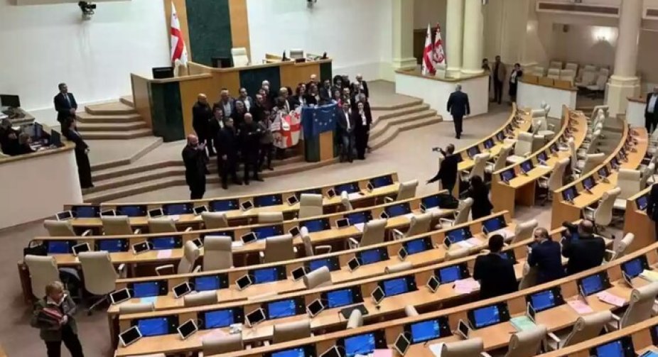 MPs fought in the Georgian parliament during consideration of the law on "foreign agents"
