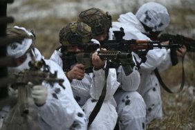 Інциденти в Росії: Невідомі підпалили два тепловози, ГУР пояснило наслідки