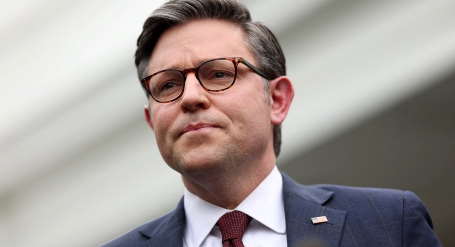 White House demands that Speaker Johnson bring to a vote the aid bill for Ukraine approved by the Senate