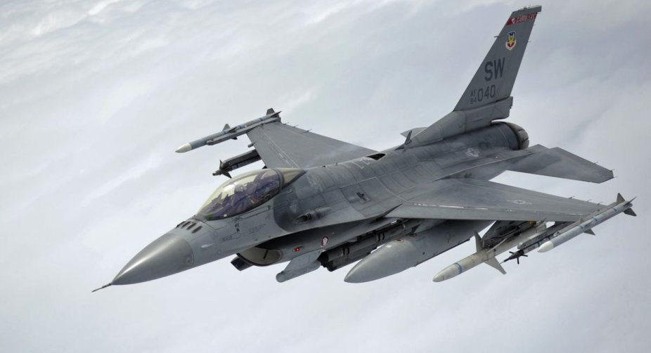 Україну чекає поява перших F-16 разом із пілотами та персоналом, - Пентагон