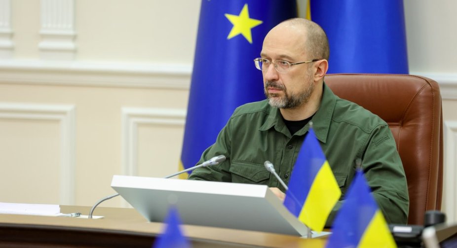Україна встановила доплату в 70 тис. грн для військових і поліцейських "на нулі"