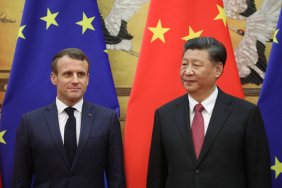Macron intends to convince Xi Jinping to help end the war in Ukraine, - Bloomberg