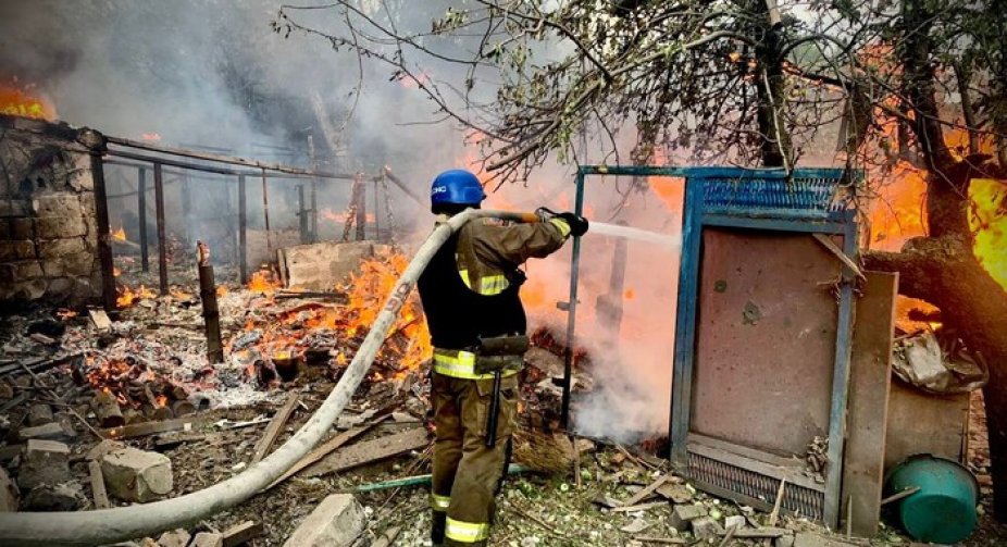 A shop and a pharmacy are on fire, there may be people under the rubble. Russia attacked Kharkiv district