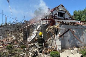 Russia dropped an aerial bomb on residential buildings in Beryslav: 15 people were injured