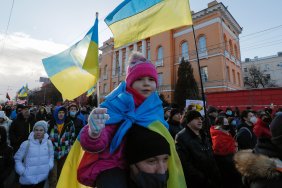 Ukrainians may be deprived of benefits in Poland without a valid passport, - The Guardian