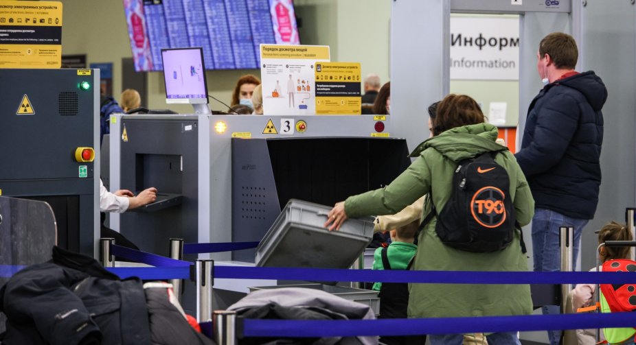 Russians who fled the country at the beginning of the war are returning, strengthening its military economy - Bloomberg