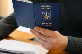 Відновлено консульське обслуговування для чоловіків за кордоном: нові правила від МЗС